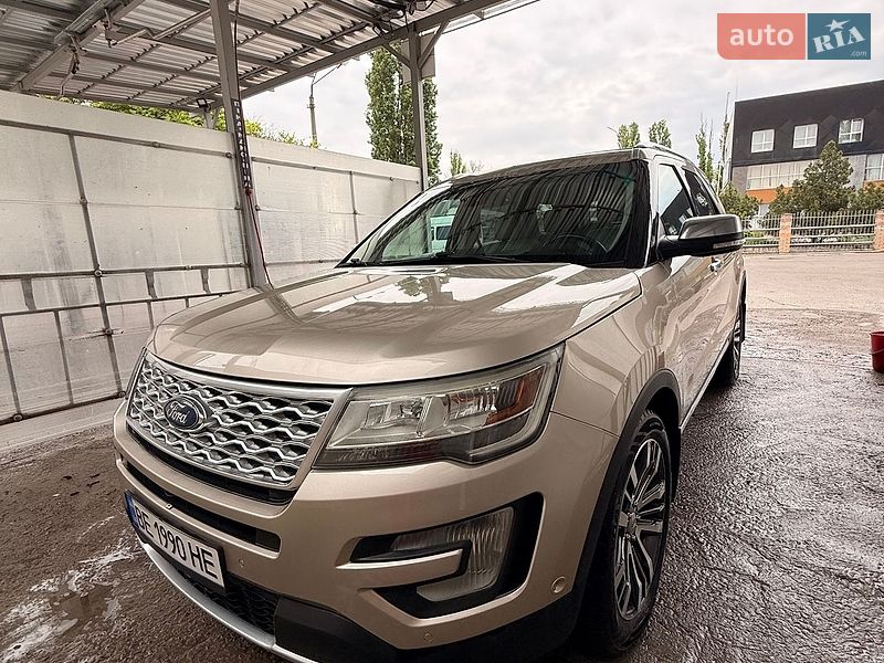 Внедорожник / Кроссовер Ford Explorer 2016 в Черноморске