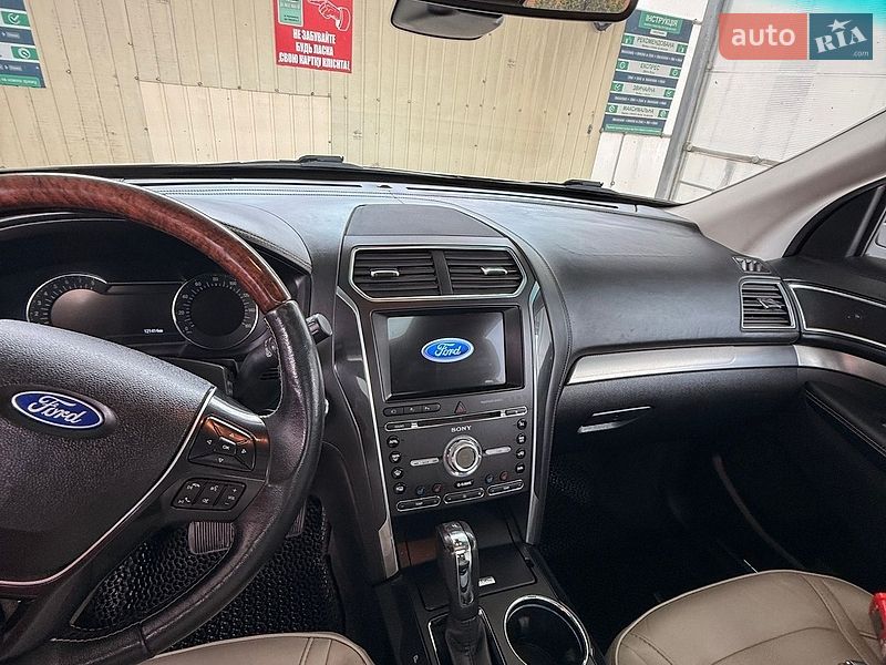 Внедорожник / Кроссовер Ford Explorer 2016 в Черноморске фото 8 Внедорожник / Кроссовер Ford Explorer 2016 в Черноморске