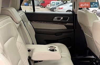 Внедорожник / Кроссовер Ford Explorer 2016 в Черноморске