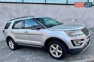 Внедорожник / Кроссовер Ford Explorer 2016 в Киеве