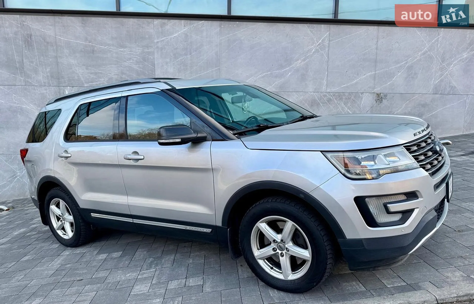 2016 Ford Explorer - мініатюра 11