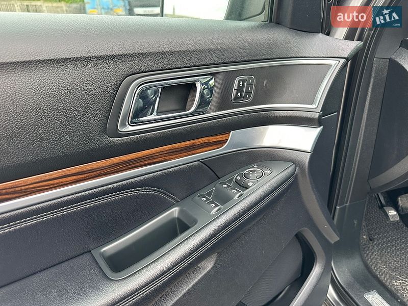 Позашляховик / Кросовер Ford Explorer 2018 в Вінниці