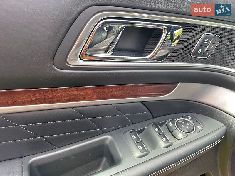 Позашляховик / Кросовер Ford Explorer 2016 в Броварах
