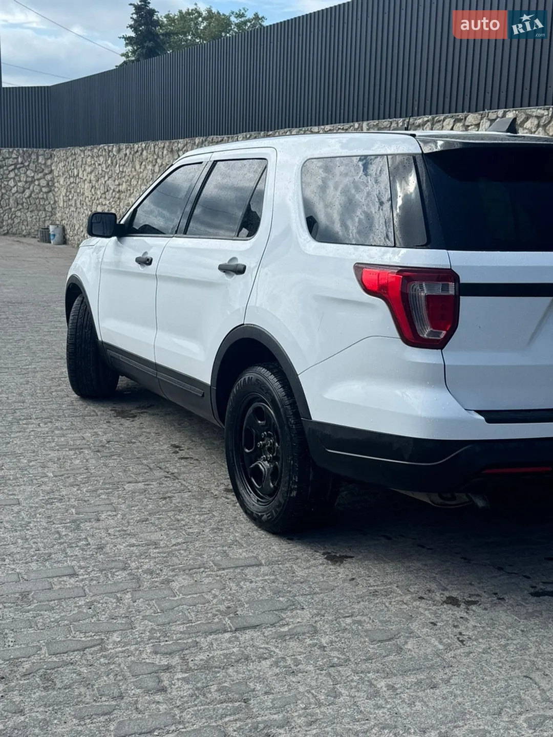 2018 Ford Explorer - мініатюра 3