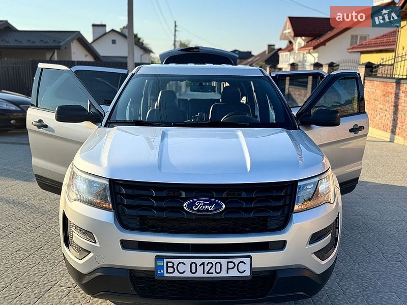 Позашляховик / Кросовер Ford Explorer 2017 в Львові