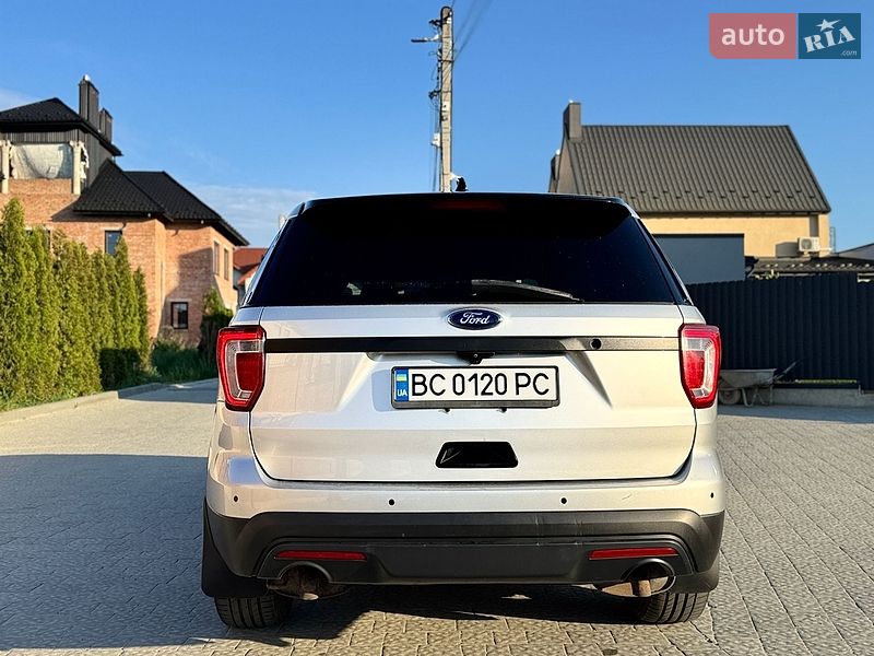 Позашляховик / Кросовер Ford Explorer 2017 в Львові