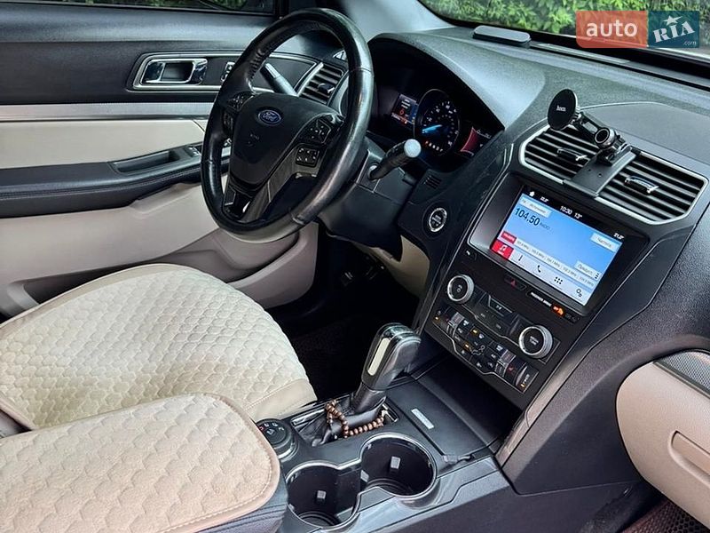 Внедорожник / Кроссовер Ford Explorer 2018 в Тернополе