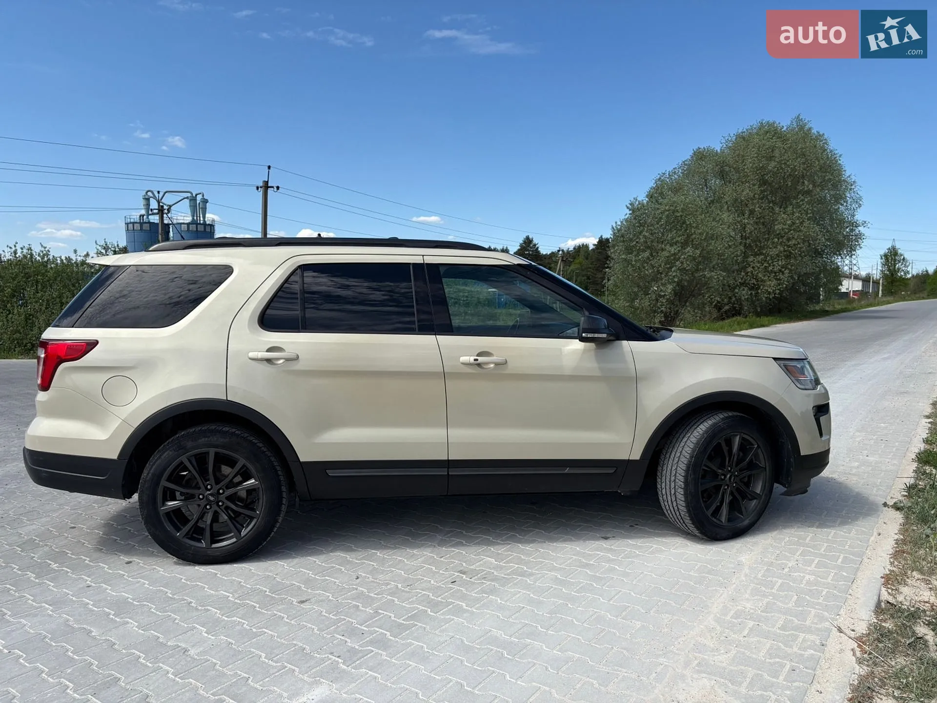2017 Ford Explorer - мініатюра 9