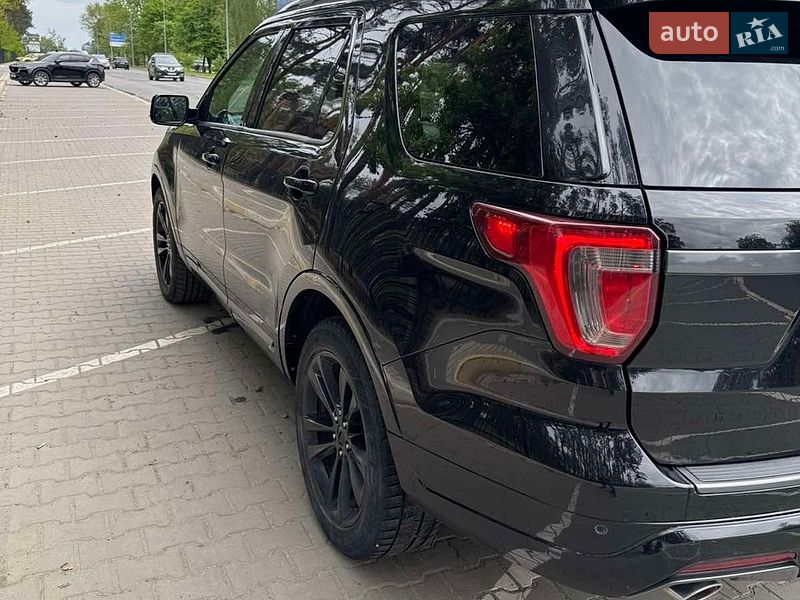 Внедорожник / Кроссовер Ford Explorer 2018 в Киеве