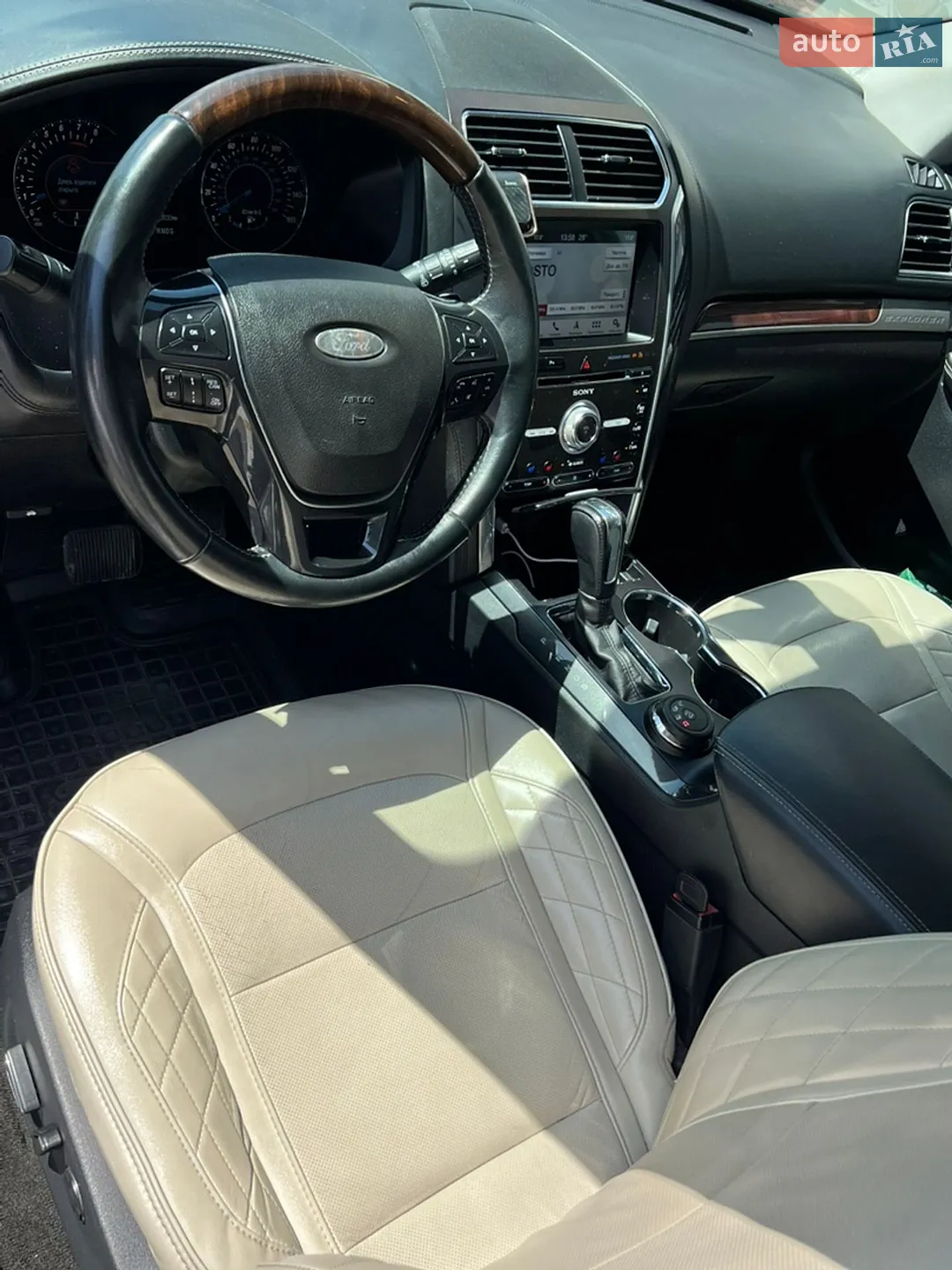 2017 Ford Explorer - мініатюра 22