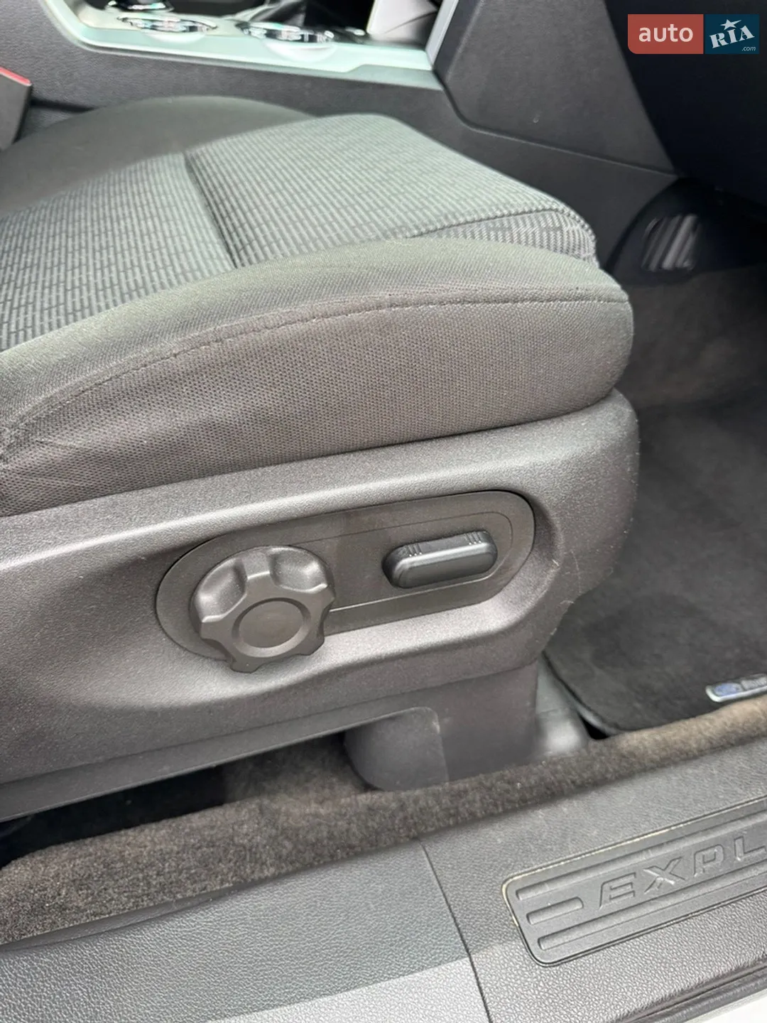2012 Ford Explorer - мініатюра 20