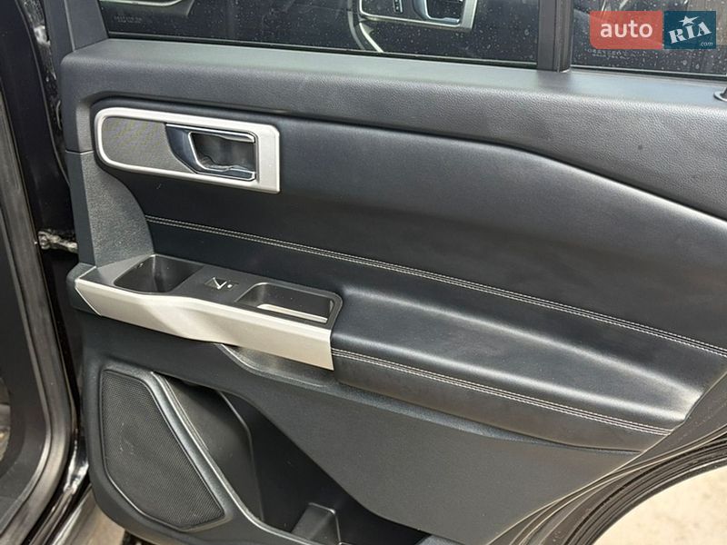 Позашляховик / Кросовер Ford Explorer 2020 в Рівному