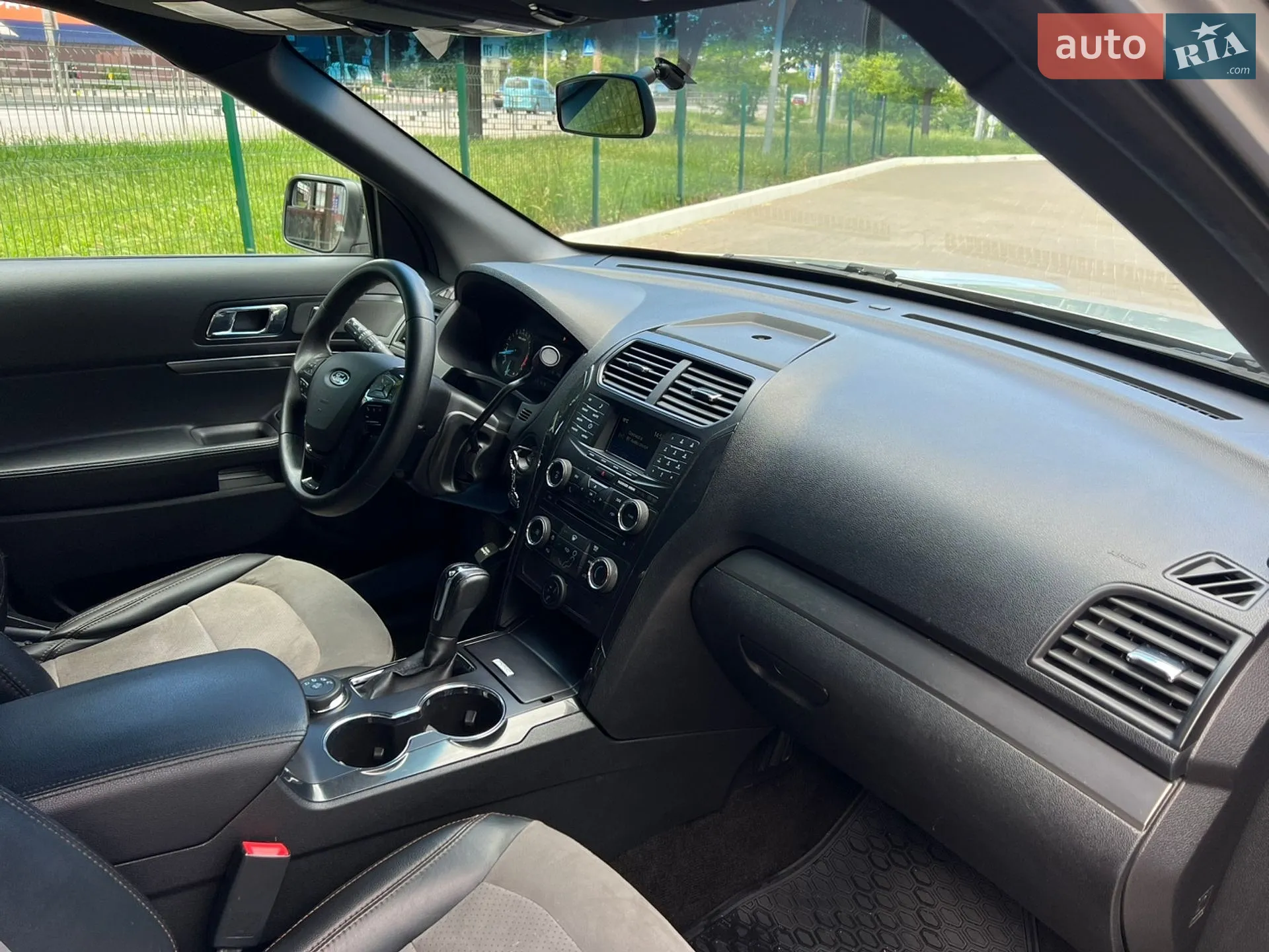 2018 Ford Explorer - мініатюра 29