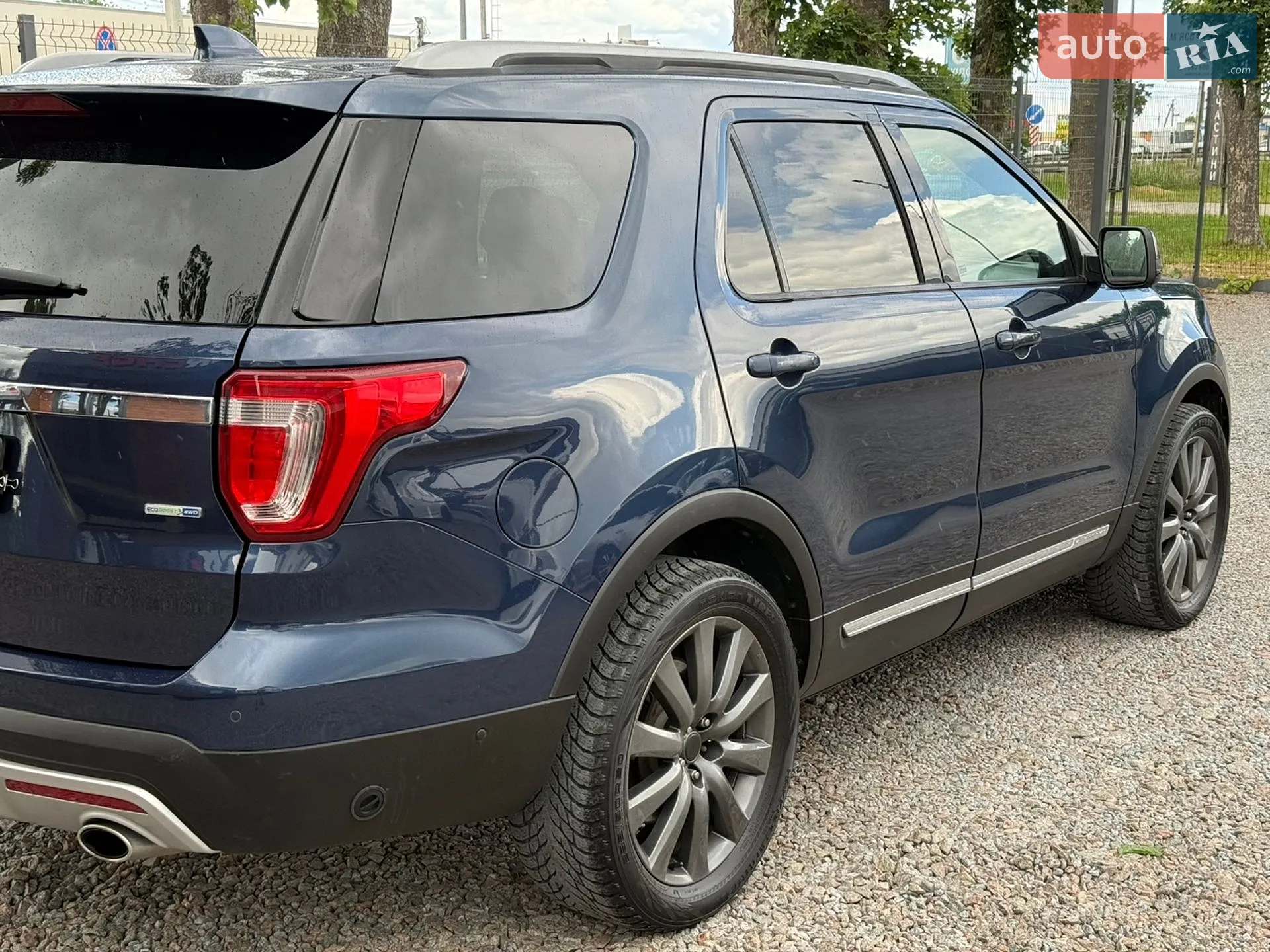 2016 Ford Explorer - мініатюра 19