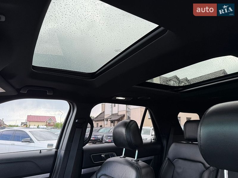 Внедорожник / Кроссовер Ford Explorer 2016 в Стрые