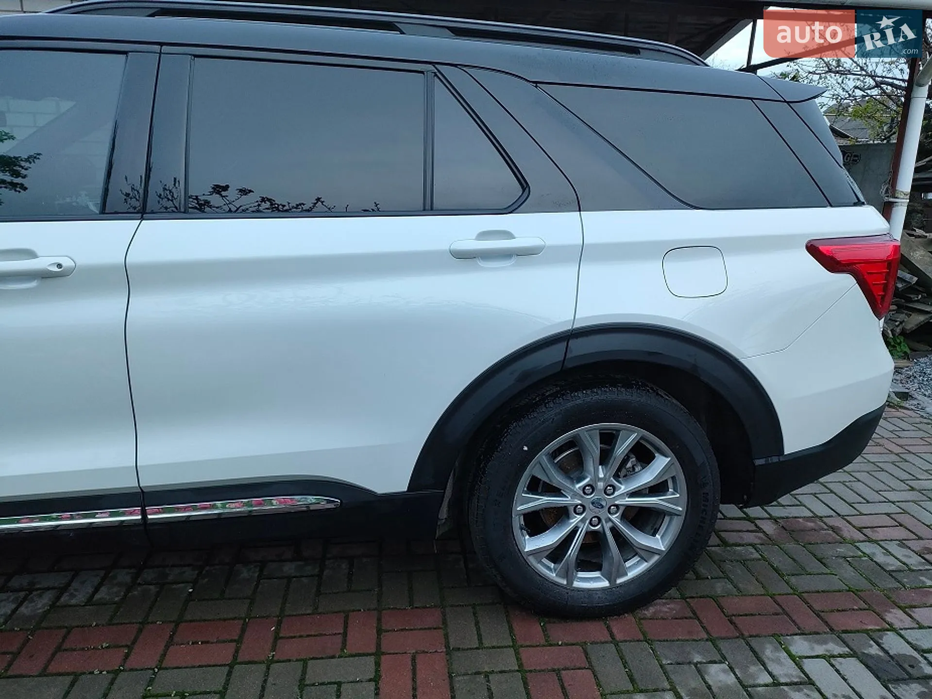 2020 Ford Explorer - мініатюра 12