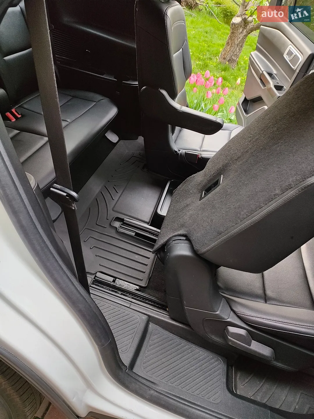 2020 Ford Explorer - мініатюра 38