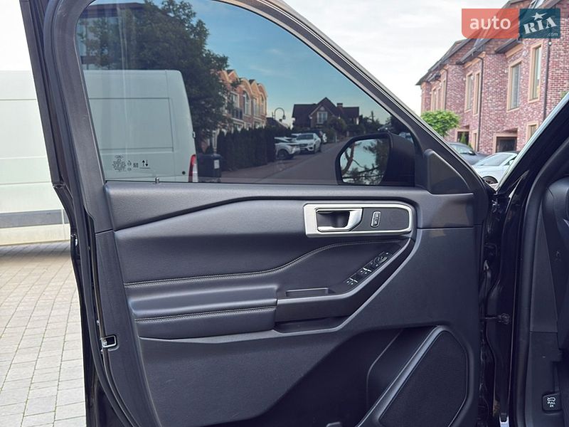 Внедорожник / Кроссовер Ford Explorer 2020 в Черновцах