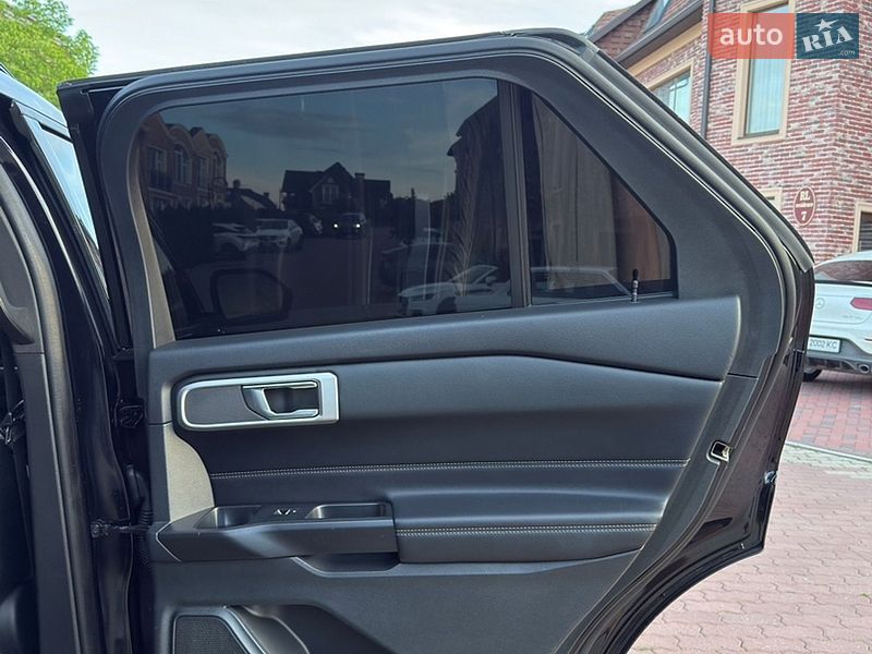 Внедорожник / Кроссовер Ford Explorer 2020 в Черновцах
