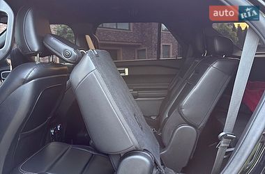 Внедорожник / Кроссовер Ford Explorer 2020 в Черновцах