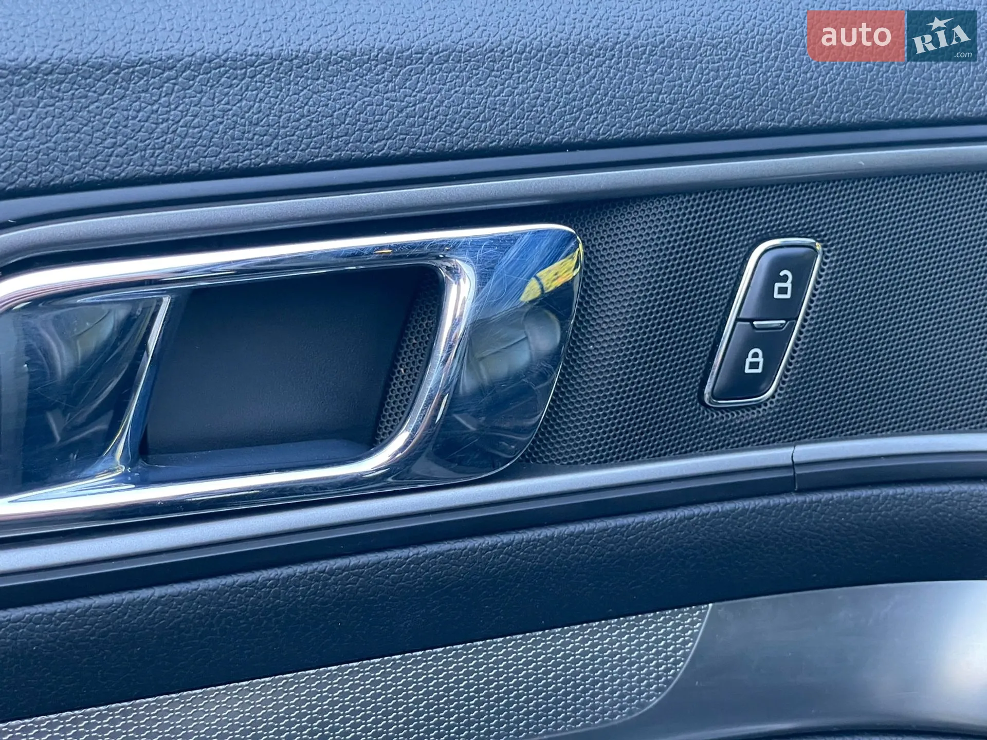 2018 Ford Explorer - мініатюра 46