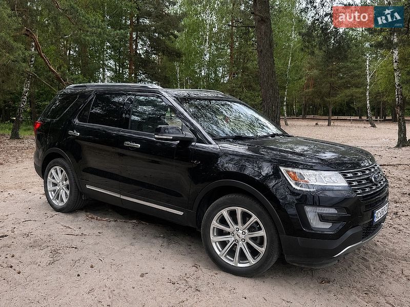 Позашляховик / Кросовер Ford Explorer 2017 в Луцьку