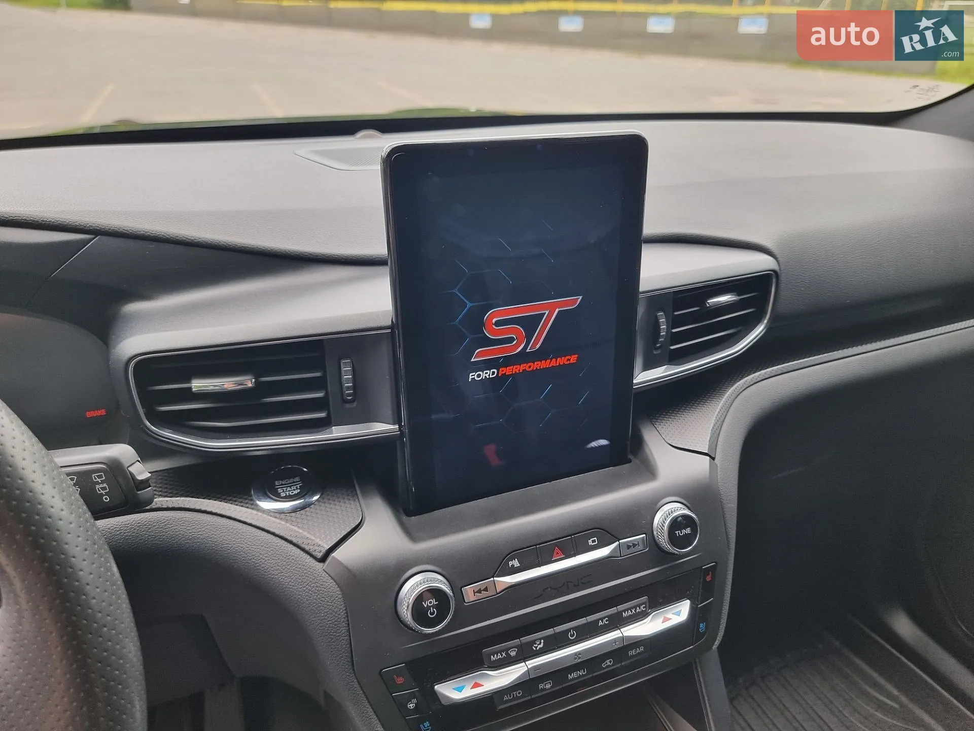 2019 Ford Explorer - мініатюра 17