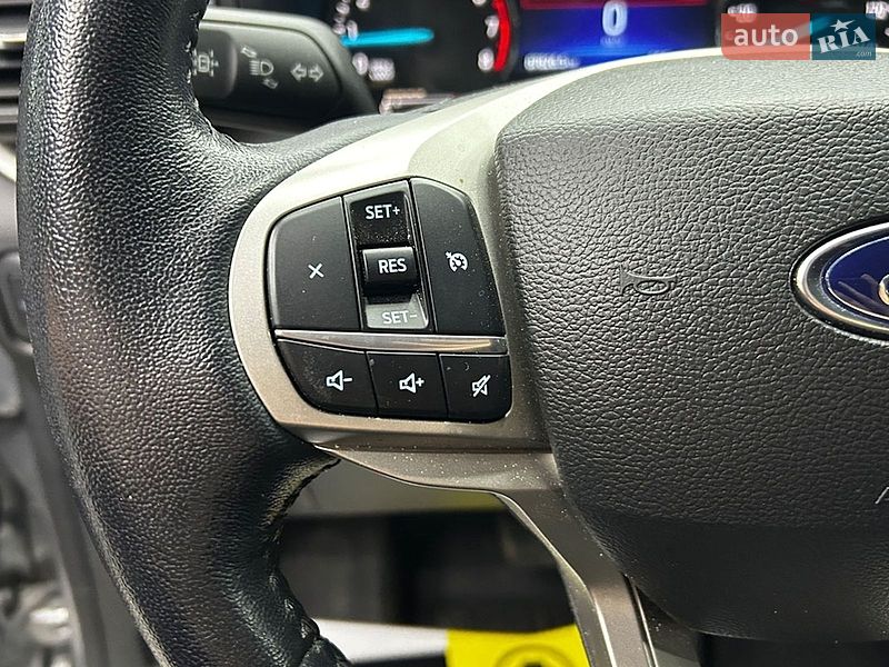 Позашляховик / Кросовер Ford Explorer 2022 в Чернівцях