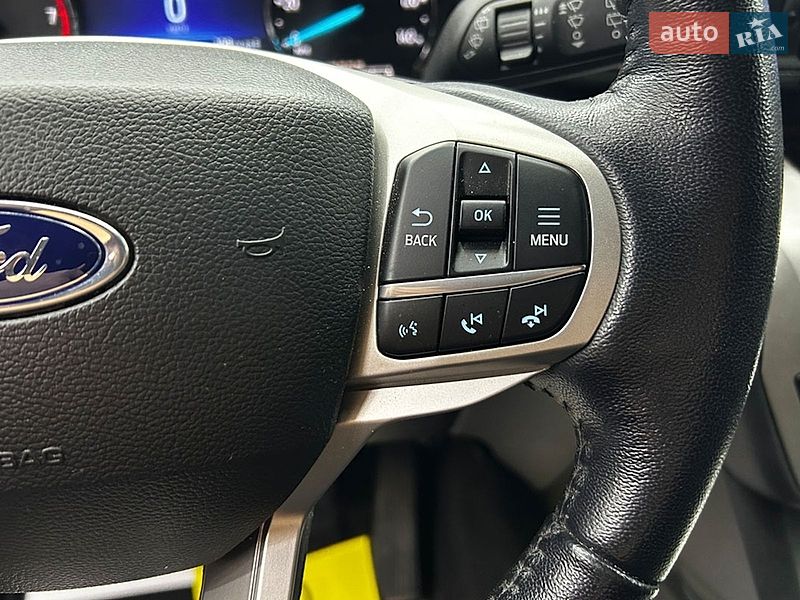 Позашляховик / Кросовер Ford Explorer 2022 в Чернівцях