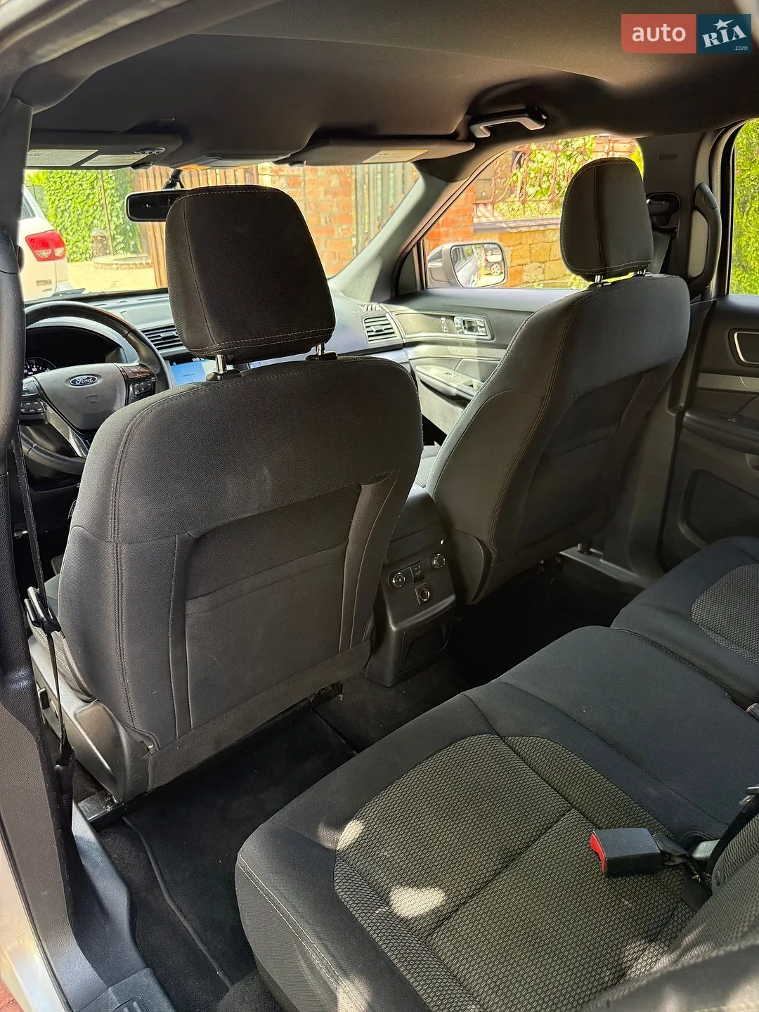 2018 Ford Explorer - мініатюра 12