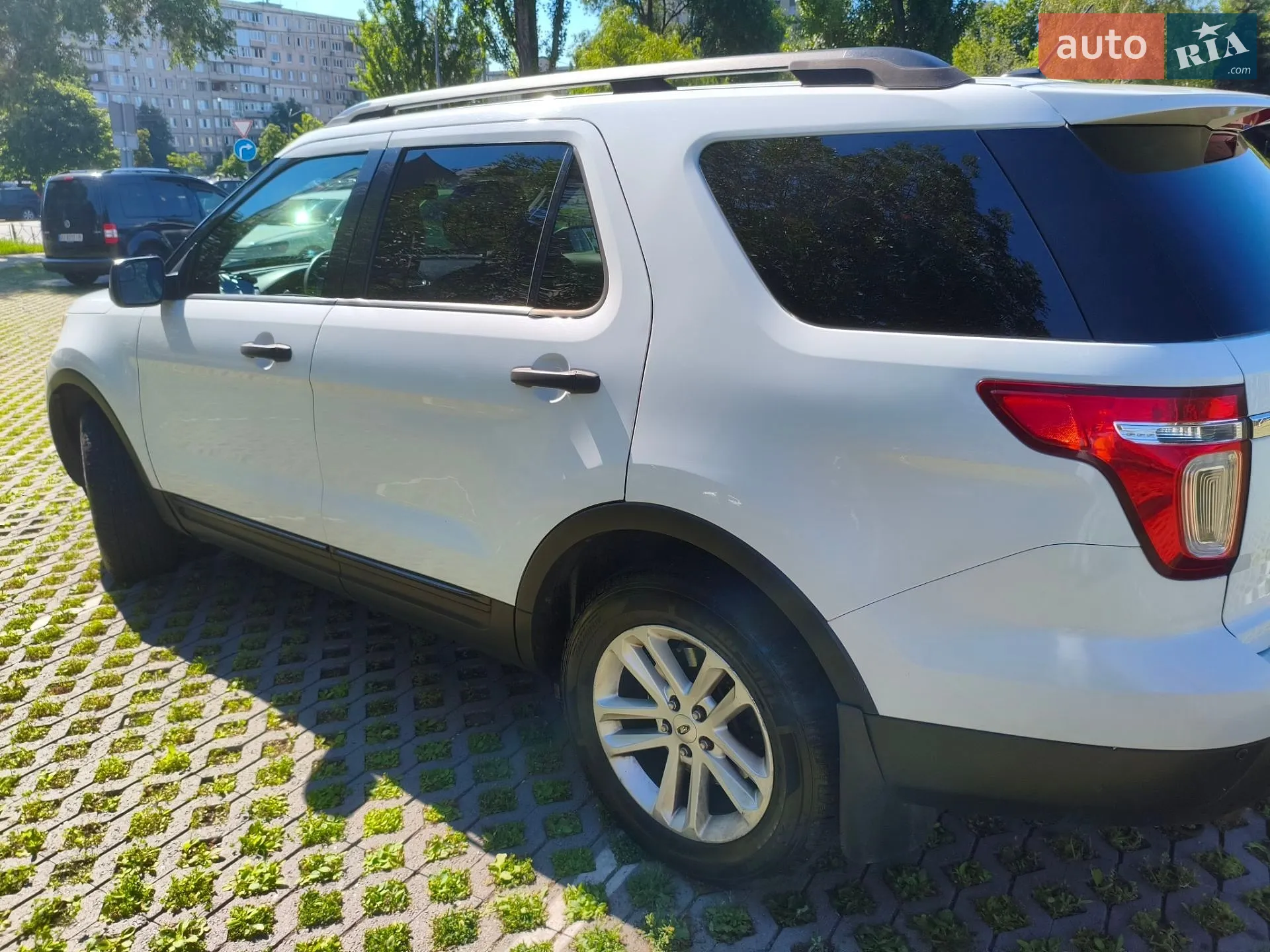 2015 Ford Explorer - мініатюра 9