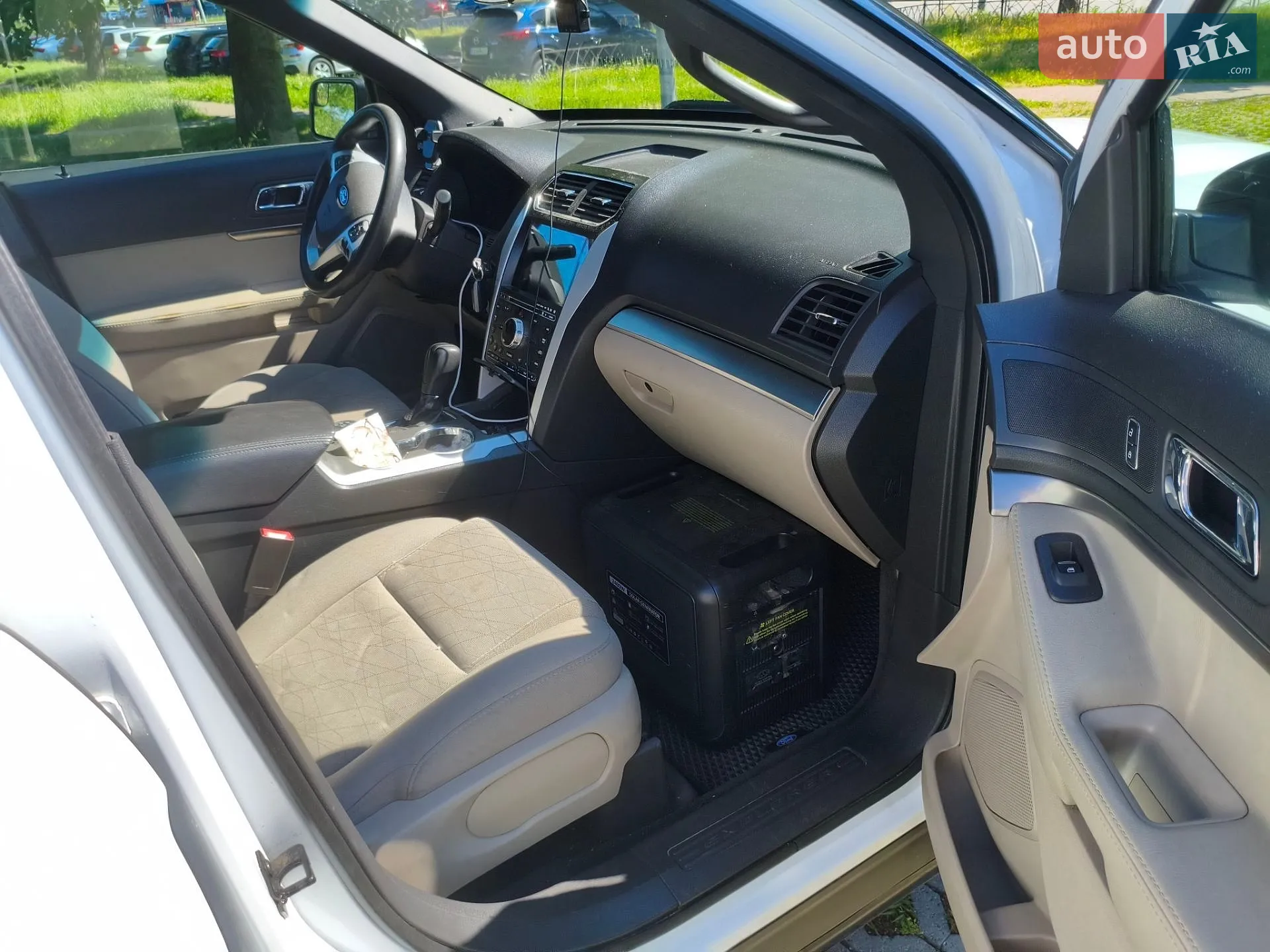2015 Ford Explorer - мініатюра 27
