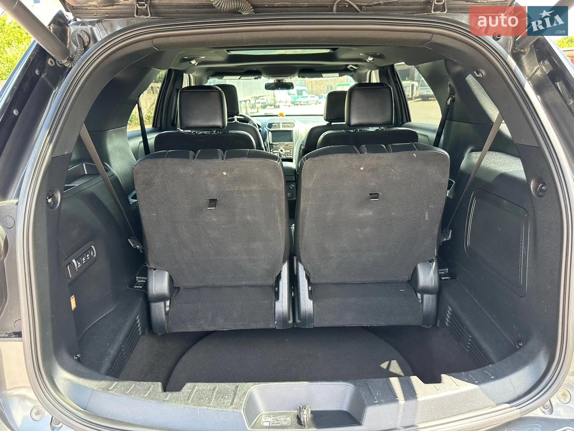 2018 Ford Explorer - мініатюра 13