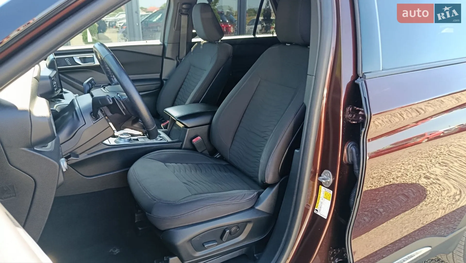 2020 Ford Explorer - мініатюра 13