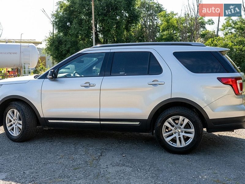Позашляховик / Кросовер Ford Explorer 2017 в Дніпрі