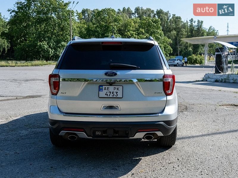 Позашляховик / Кросовер Ford Explorer 2017 в Дніпрі