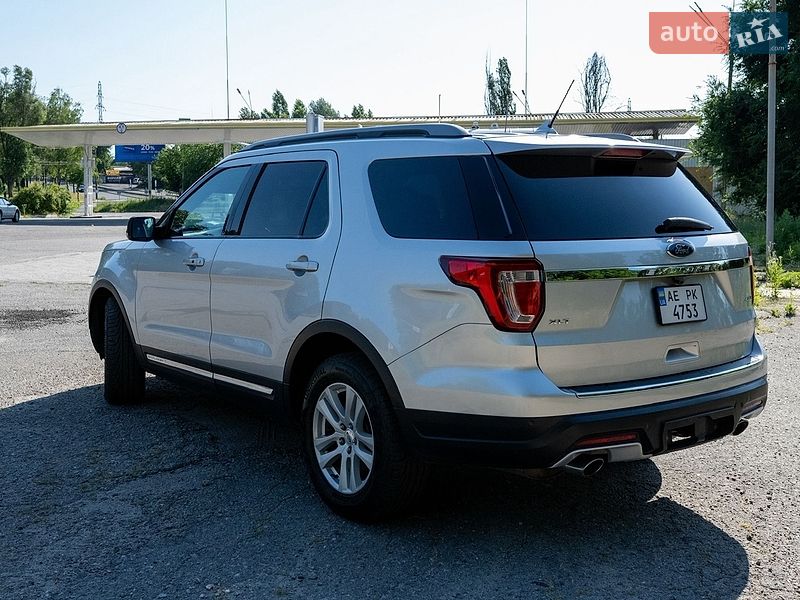 Позашляховик / Кросовер Ford Explorer 2017 в Дніпрі