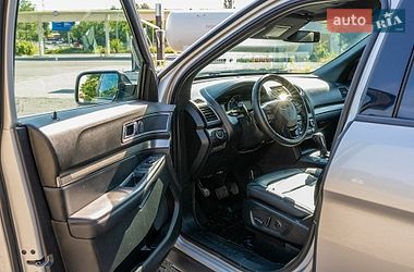 Позашляховик / Кросовер Ford Explorer 2017 в Дніпрі