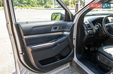 Позашляховик / Кросовер Ford Explorer 2017 в Дніпрі