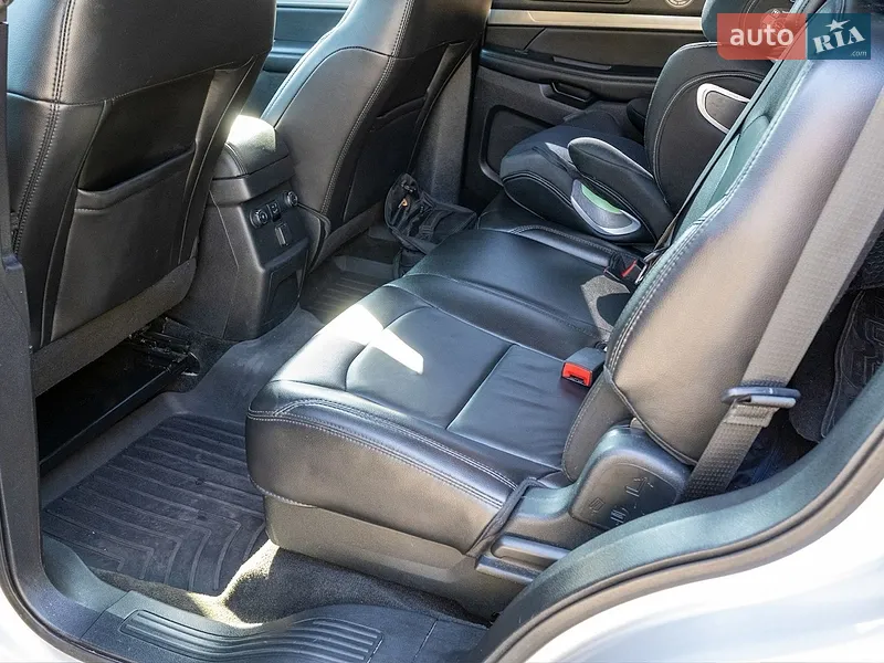 Ford Explorer 2017 VIN 1FM5K8D86JGA52977 фото оголошення 15 з 73