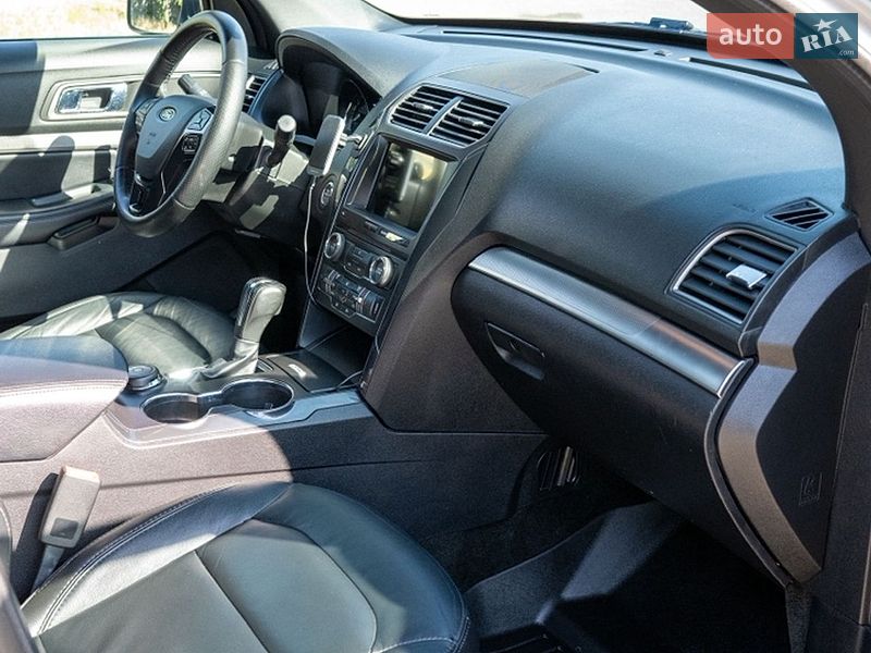 Позашляховик / Кросовер Ford Explorer 2017 в Дніпрі