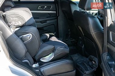 Позашляховик / Кросовер Ford Explorer 2017 в Дніпрі