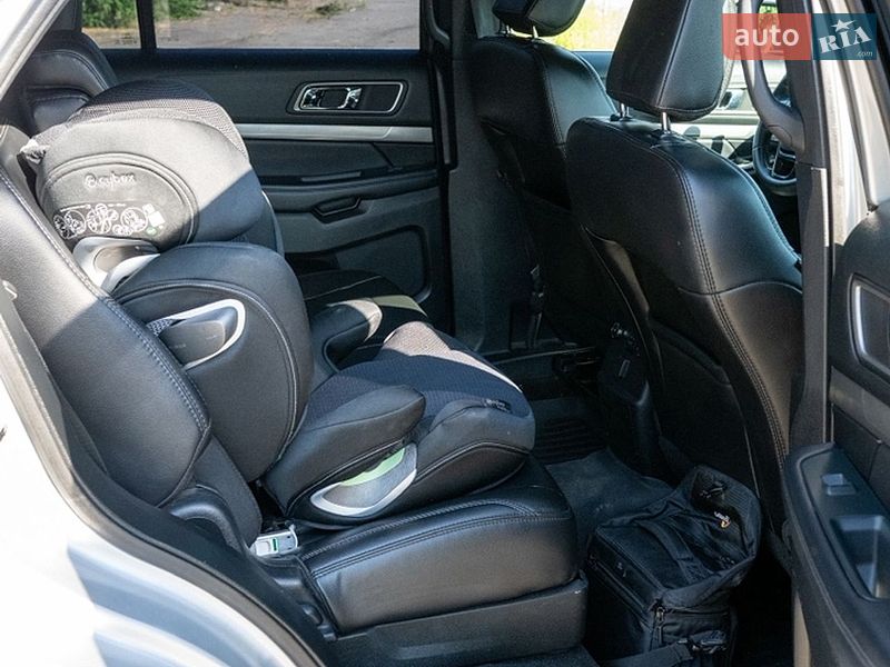 Позашляховик / Кросовер Ford Explorer 2017 в Дніпрі