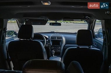 Позашляховик / Кросовер Ford Explorer 2017 в Дніпрі