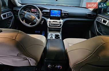 Позашляховик / Кросовер Ford Explorer 2021 в Луцьку