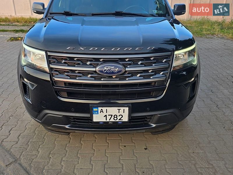 Внедорожник / Кроссовер Ford Explorer 2018 в Ирпене