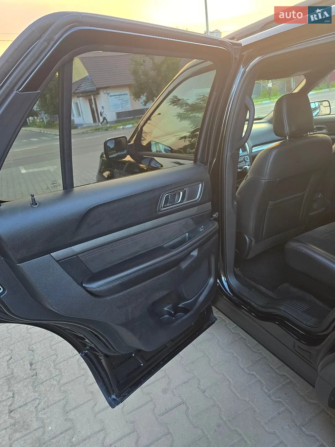 2018 Ford Explorer - мініатюра 21