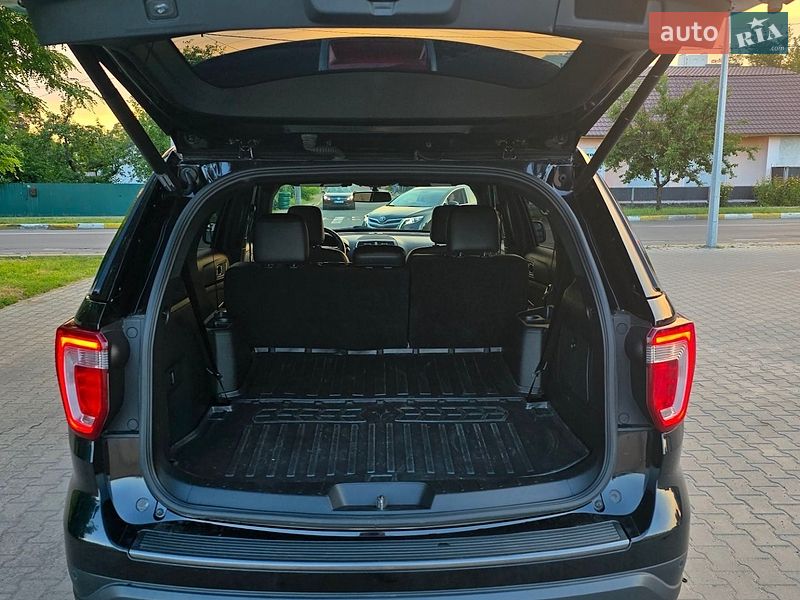 Внедорожник / Кроссовер Ford Explorer 2018 в Ирпене