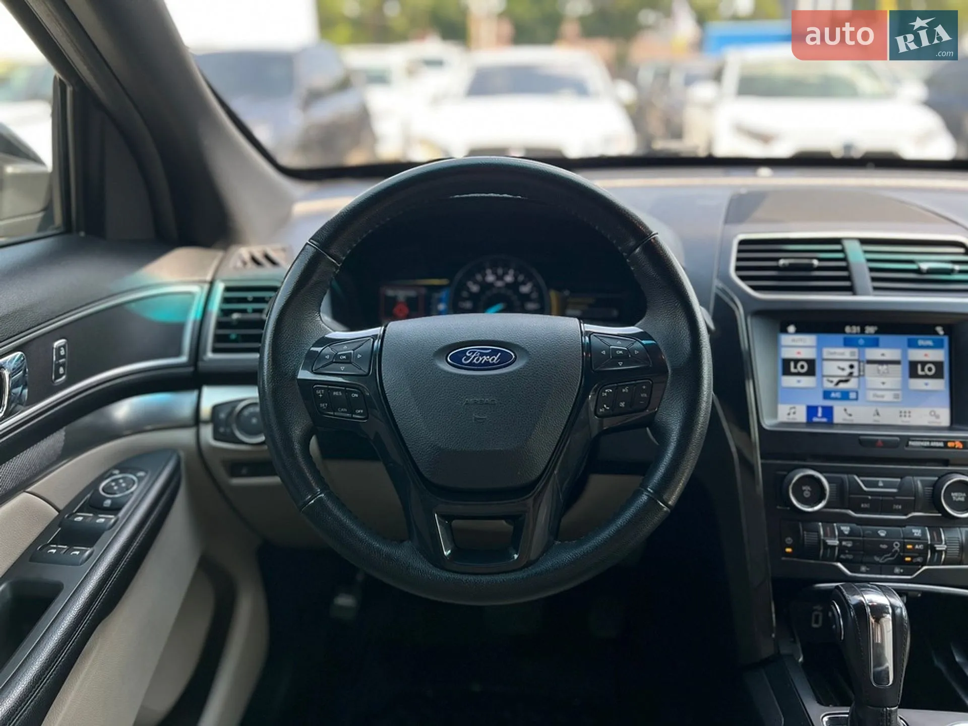 2018 Ford Explorer - мініатюра 13
