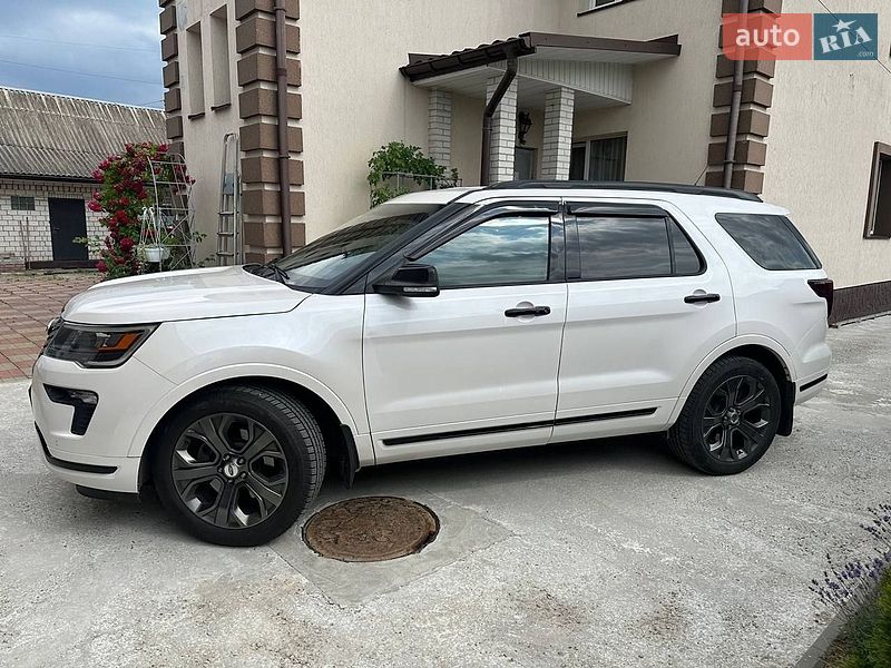 Внедорожник / Кроссовер Ford Explorer 2018 в Киеве